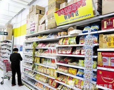 這屆年輕人有多“摳”？光靠著一個(gè)“摳”字，撐起了900億市場(chǎng)食品銷售